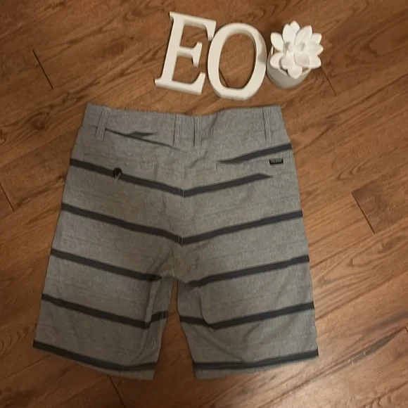 Volcom Swim Shorts - Picture 3 of 4